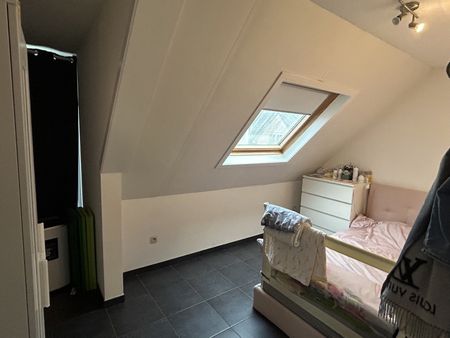 Dakappartement in het centrum van Geel - Photo 5