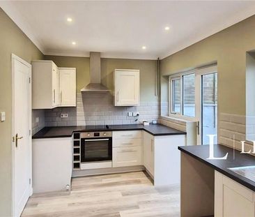 3 bedroom terraced house to rent - Photo 1