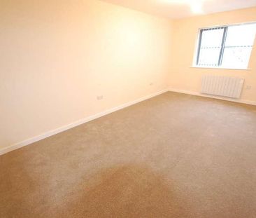 Horninglow Road North, Burton Upon Trent, DE13 - Photo 3