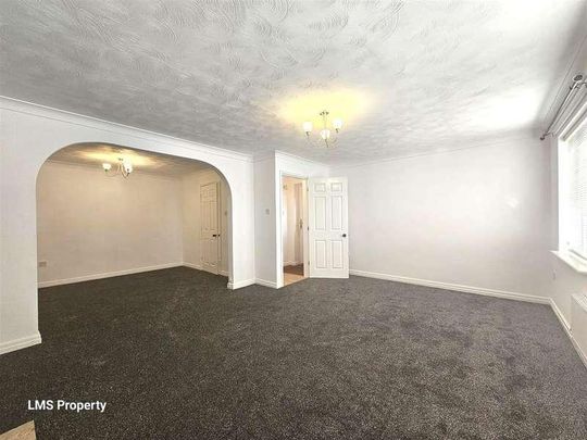 Lapwing Close, Winsford, CW7 - Photo 1