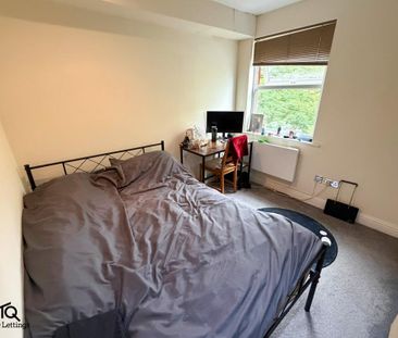 3 bedroom apartment to rent - Photo 5