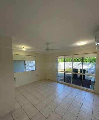 Low-Maintenance Living in a Prime Railway Estate Location - Photo 1