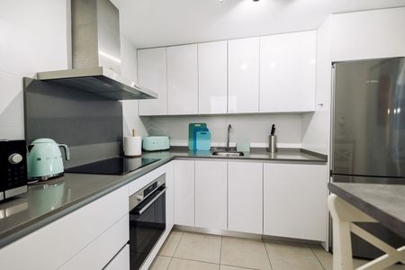 Middle Floor Apartment in Nueva Andalucía - Photo 2