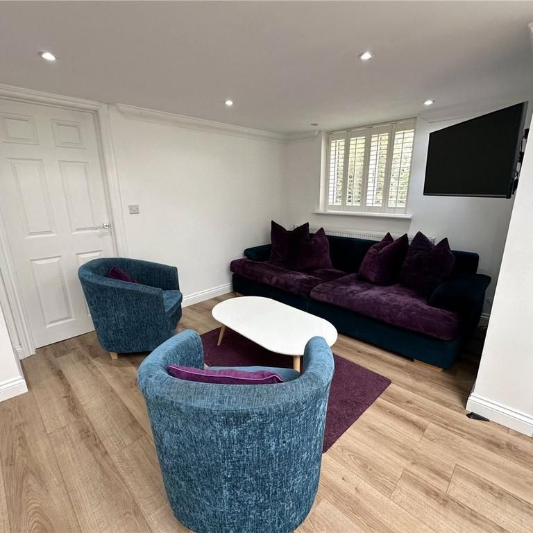 2 bedroom maisonette to rent - Photo 1