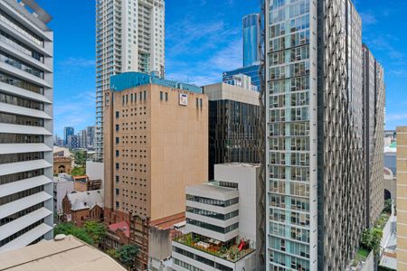 Furnished One Bedroom with - Photo 2