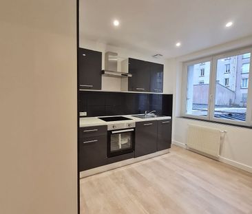 Location Appartement 4 pièces 90m² - Photo 6