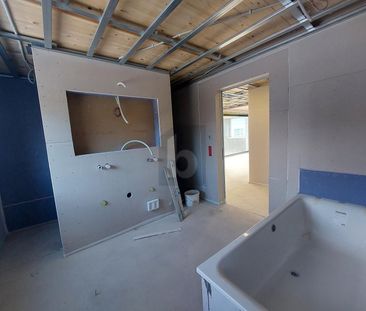 LUXURIOUS FIRST-TIME RENTAL WITH TERRACE - Foto 1