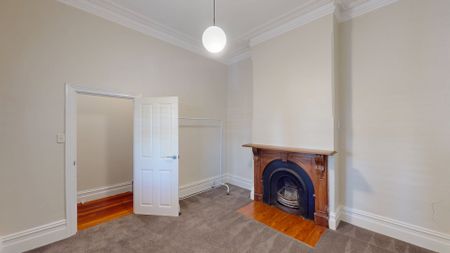 Charming 2-Bedroom Home in a Prestigious Brunswick Pocket - Photo 4