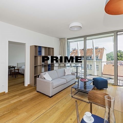 Apartment for rent, 2+kk - 1 bedroom, 60m - Photo 1