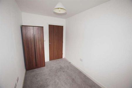Shearwater Drive, West Hendon, London, NW9 - Photo 2