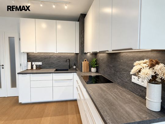 Pronájem bytu 3+kk 80 m² - Photo 1