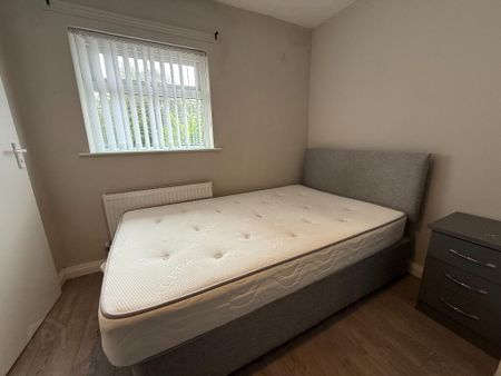 44 Oaks Road, Room Lets, Dungannon, BT71 4AS - Photo 3