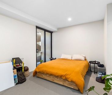 Unfurnished Modern Apartment with Brisbane City View - Photo 4