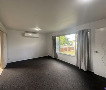 Spacious Family Home - Photo 2