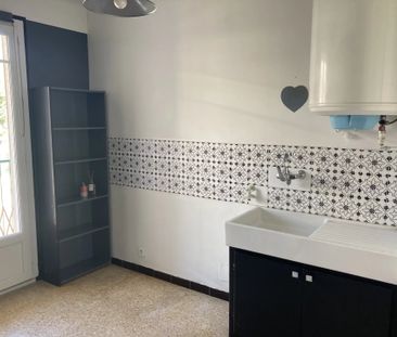 Location Appartement 3 pièces 54m² GRASSE 06130 - Photo 3