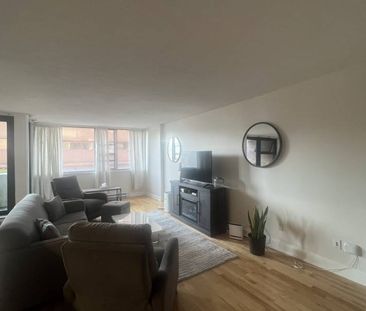 Embassy Towers ~ Large 1 Bedroom Condo with Balcony in Halifax! - Photo 2