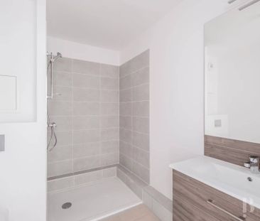 Rental Apartment Saint-Cyr-l'École - Photo 4