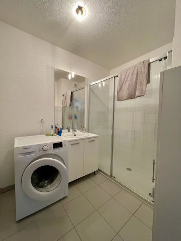 Location Appartement 3 pièces 61m² NIMES 30000 - Photo 5