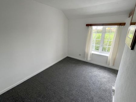 2 bedroom detached house to rent - Photo 4