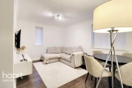 1 bedroom maisonette to rent - Photo 2
