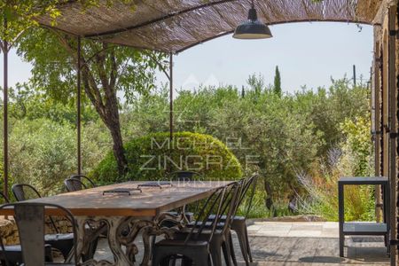 Gordes - Splendide maison avec vue - Photo 4