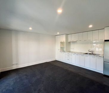 Ready to move in - modern cosy Mt Eden 1BR Flat - Photo 1