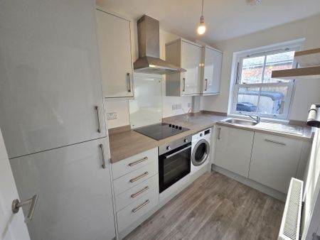 Henry Street, Gosport - Photo 4