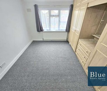 Victoria Gardens, Hounslow, TW5 - Photo 3