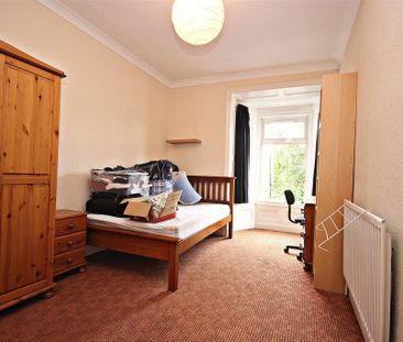 4 bedroom private hall to rent - Photo 4