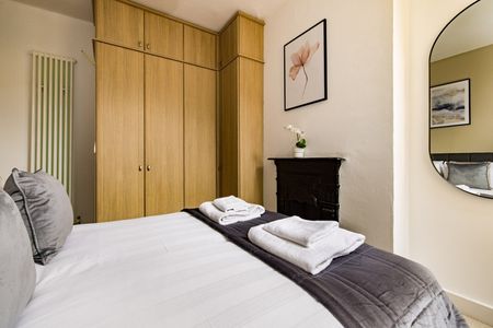 Midmoor Road - Photo 3