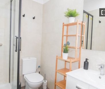 barcelona, Catalonia 08001 - Photo 3