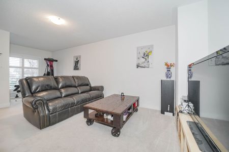 For Lease - 1 Shawfield Way Unit# 76, Whitby, Ontario - Photo 3