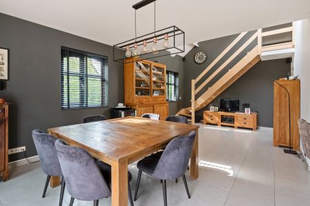 Duplex app. met terras en carport vlakbij het centrum. - Foto 2