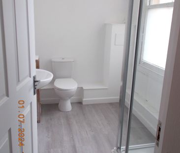 Student Properties to Let - Photo 1