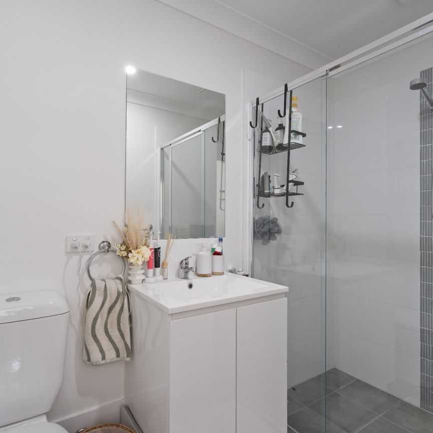 4 BEDROOMS IN THE GRANGE ESTATE - Photo 1