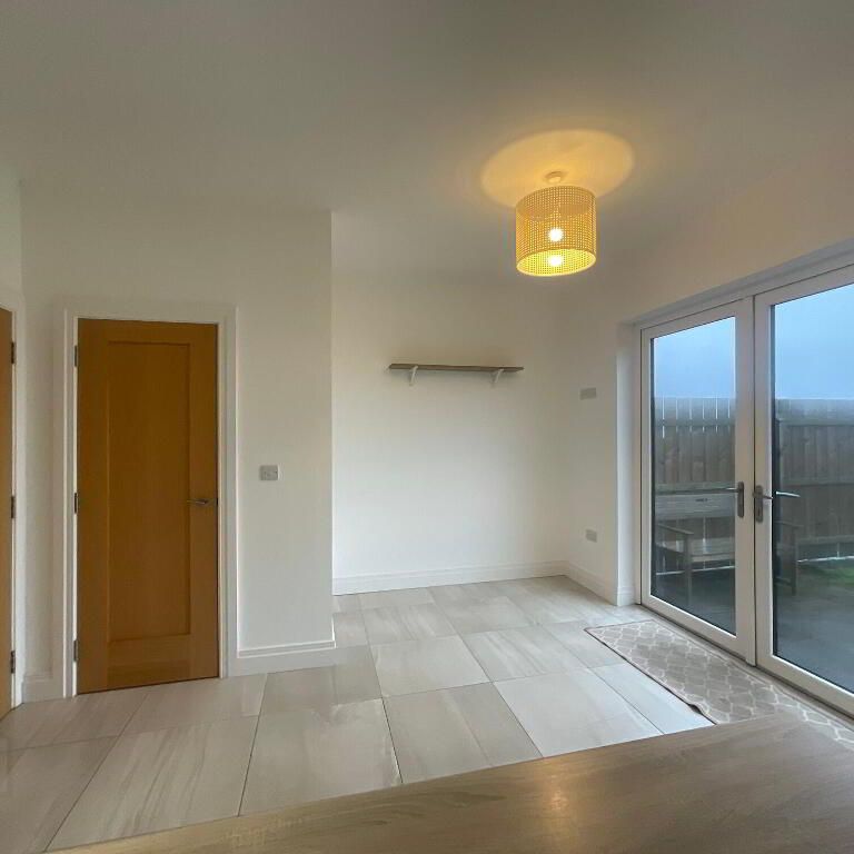 28 Castlegowan Crescent, Belfast, BT5 7WQ - Photo 1