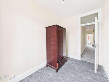 Coulsdon, Surrey, CR5 - Photo 3