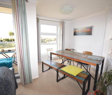 3 bedroom apartment to rent - Photo 4