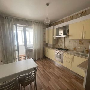 Apartament cu doua camere de inchiriat in zona Eroii Revolutiei - Fotografie 2