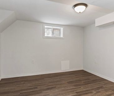 For Lease - 36 Bond Street, London South, Ontario - Photo 6