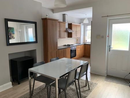 3 bedroom house share to rent - Photo 4