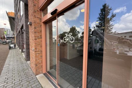 Appartement te huur: Haparandaweg 34 1013 BD Amsterdam - Photo 2