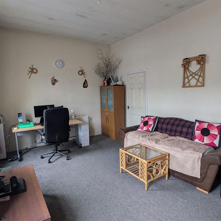 Splott Road, Cardiff - Photo 1