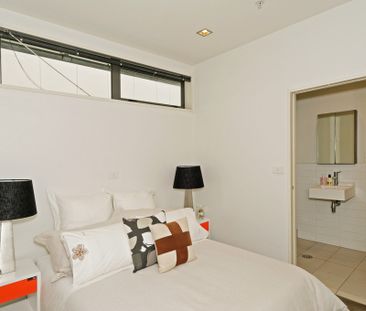 Hudson Brown - One Bedroom - Photo 5