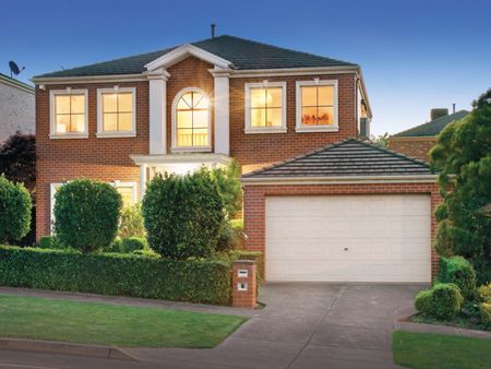 10 Greythorn Road, 3104, Balwyn North Vic - Photo 2