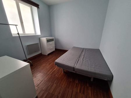 Appartement à Louer à LILLE 1440 € - Photo 2