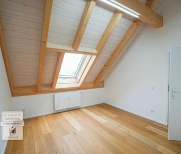 Hochwertige 2Z DG Wohnung mit Galerie, großer Balkon, Badewanne, Dü... - Photo 5