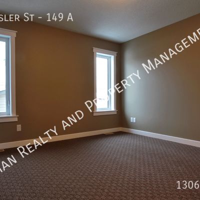 2 Bedroom Main Floor Rental - Photo 1