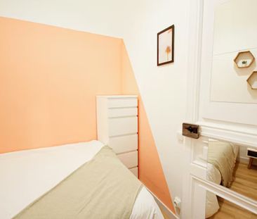 Carrer d'Aragó, Barcelona, Catalonia 08015 - Photo 1