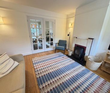 3 bedroom semi-detached house to rent - Photo 2
